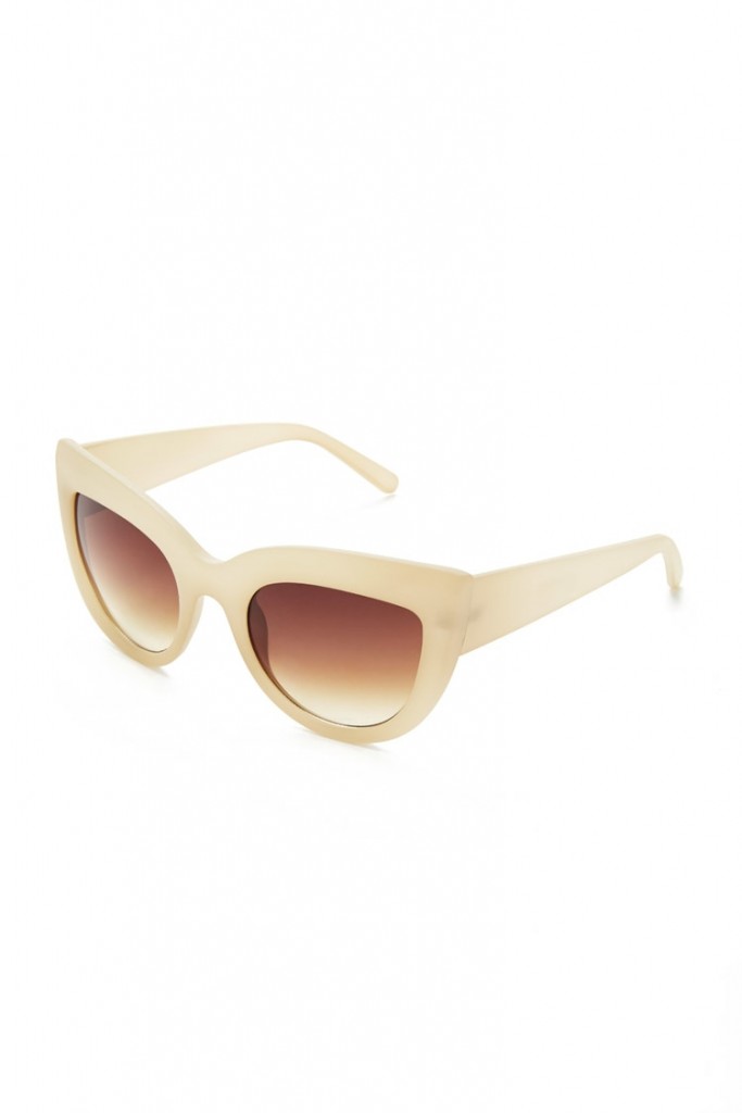 7. Chic Sunnies