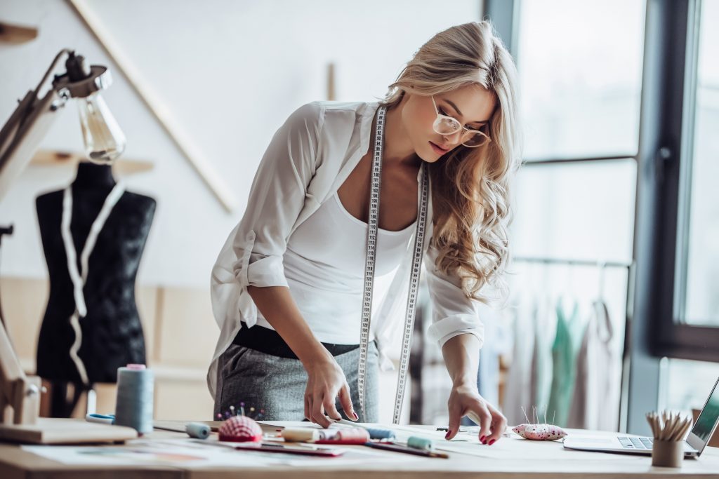 3 Behind the Scenes Fashion Design Jobs Fashion Jobs in Toronto