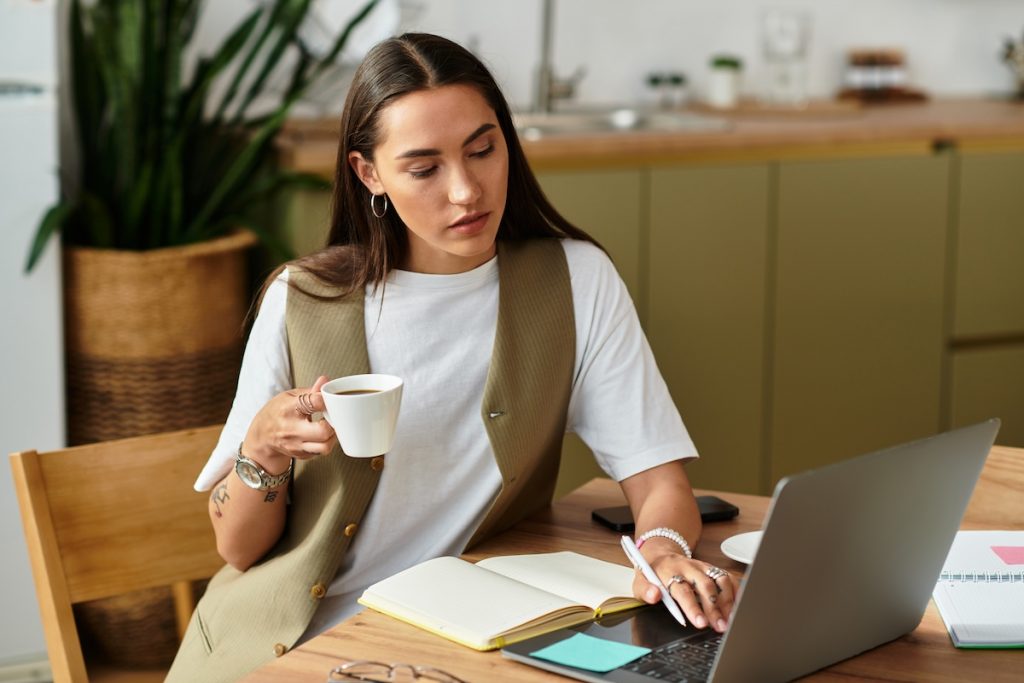 five behind the scenes fashion jobs including studio manager, wholesale brand representative, ecommerce specialist, product photographer, and allocations analyst